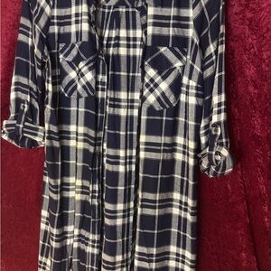 Motherhood Navy and White Plaid Top
